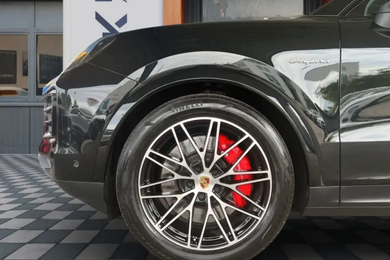 Porsche Cayenne din 2024 cu 50.200 km - oferta POR215831 - foto 26