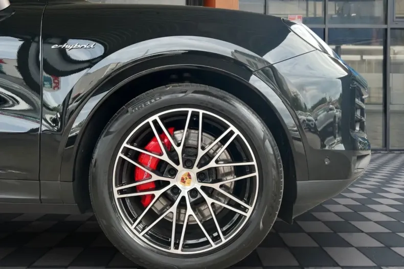 Porsche Cayenne din 2024 cu 50.200 km - oferta POR215831 - foto 27