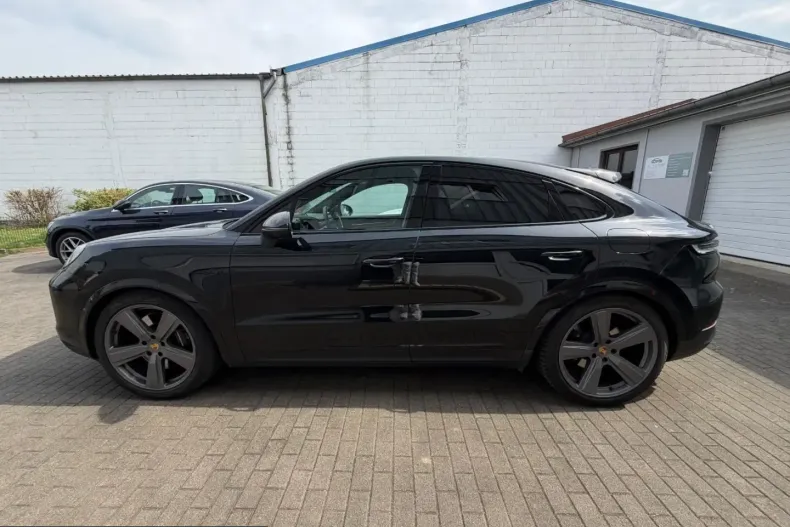 Porsche Cayenne din 2024 cu 51.500 km - oferta POR215832 - foto 3
