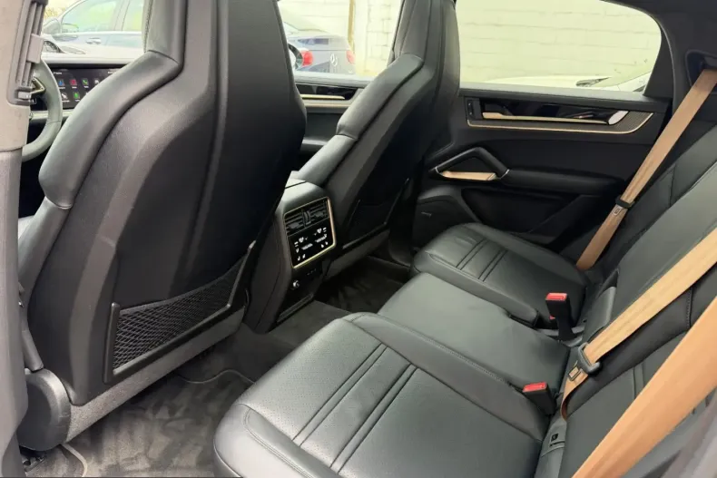 Porsche Cayenne din 2024 cu 51.500 km - oferta POR215832 - foto 15