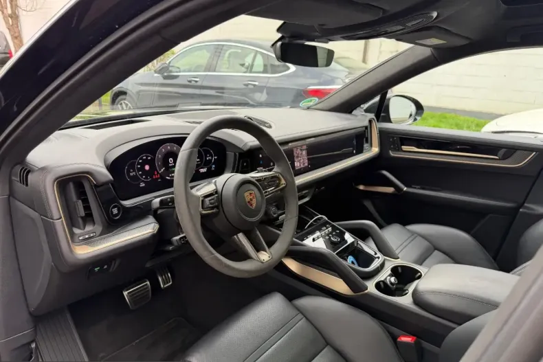 Porsche Cayenne din 2024 cu 51.500 km - oferta POR215832 - foto 16