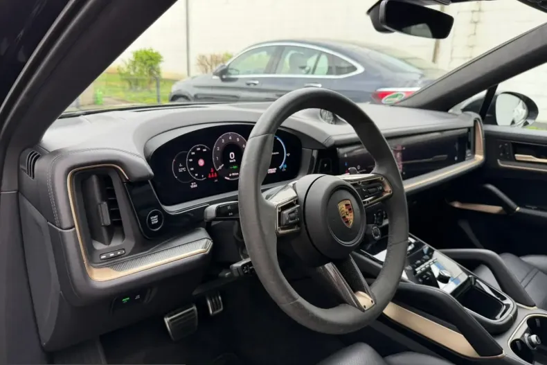 Porsche Cayenne din 2024 cu 51.500 km - oferta POR215832 - foto 17
