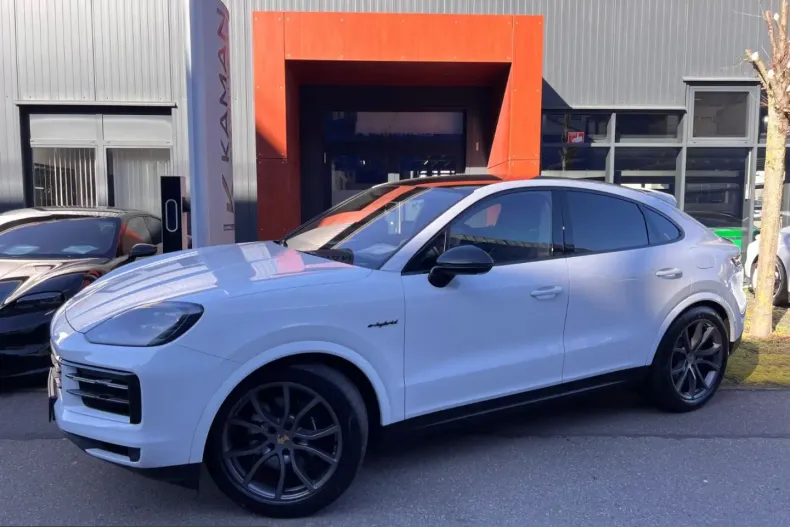 Porsche Cayenne din 2023 cu 47.900 km - oferta POR215833 - foto 1