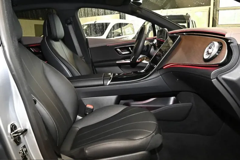 Mercedes-Benz EQE din 2025 cu 16.298 km - oferta MER215836 - foto 2