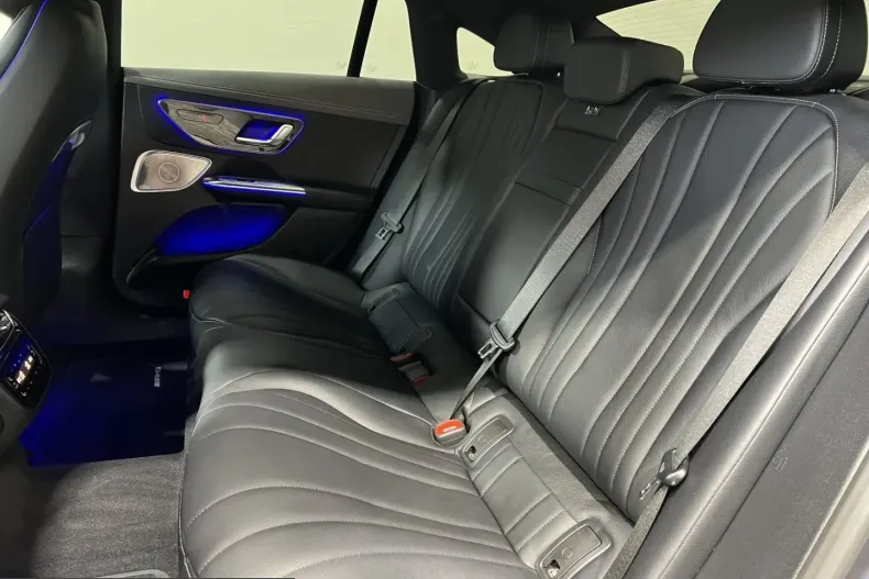 Mercedes-Benz EQE din 2025 cu 9.998 km - oferta MER215838 - foto 16
