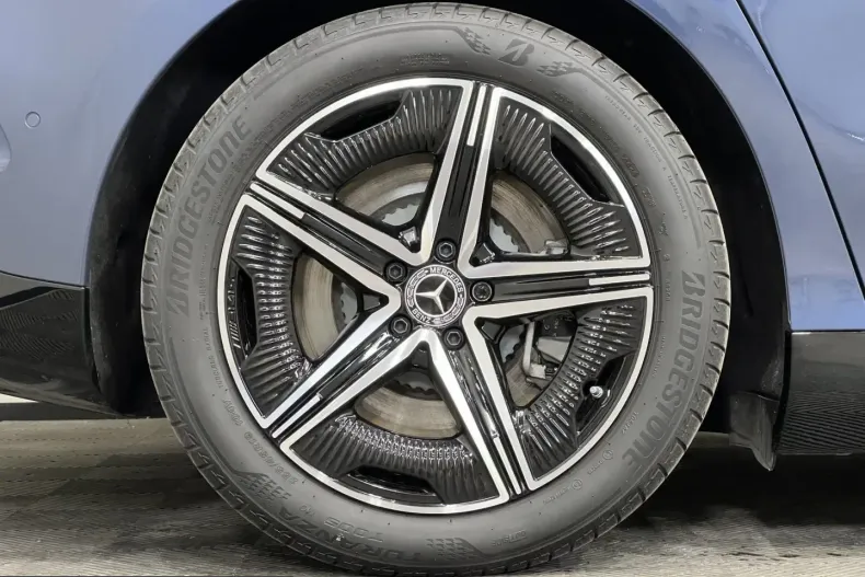 Mercedes-Benz EQE din 2025 cu 9.998 km - oferta MER215838 - foto 24