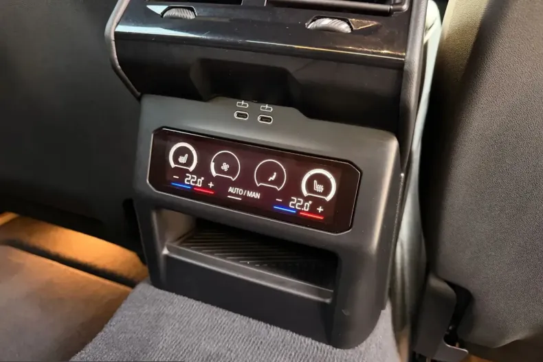 BMW 520i (Seria 5) din 2025 cu 24.200 km - oferta BMW215841 - foto 36