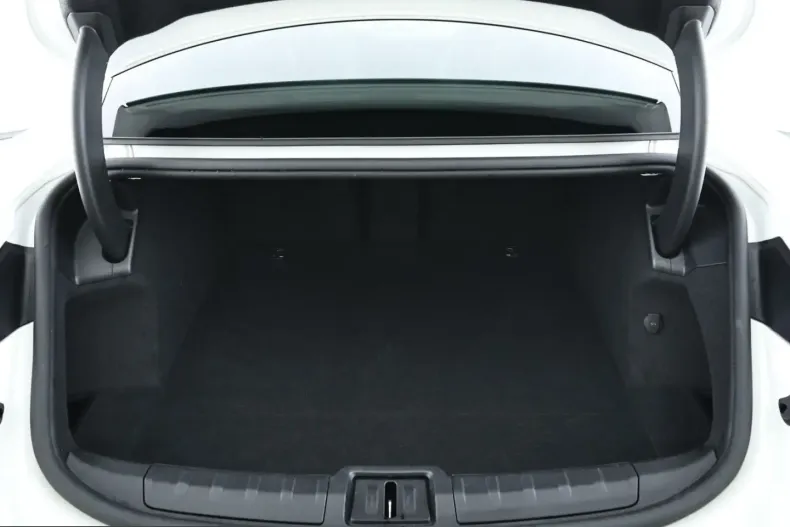 Porsche Taycan din 2023 cu 63.631 km - oferta POR215847 - foto 5