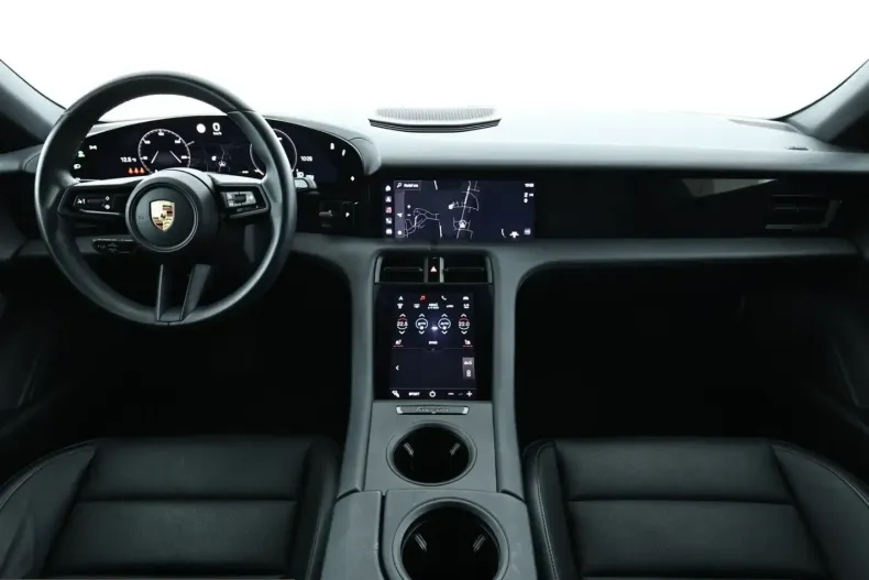 Porsche Taycan din 2023 cu 63.631 km - oferta POR215847 - foto 8