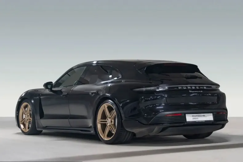 Porsche Taycan din 2023 cu 19.800 km - oferta POR215849 - foto 3