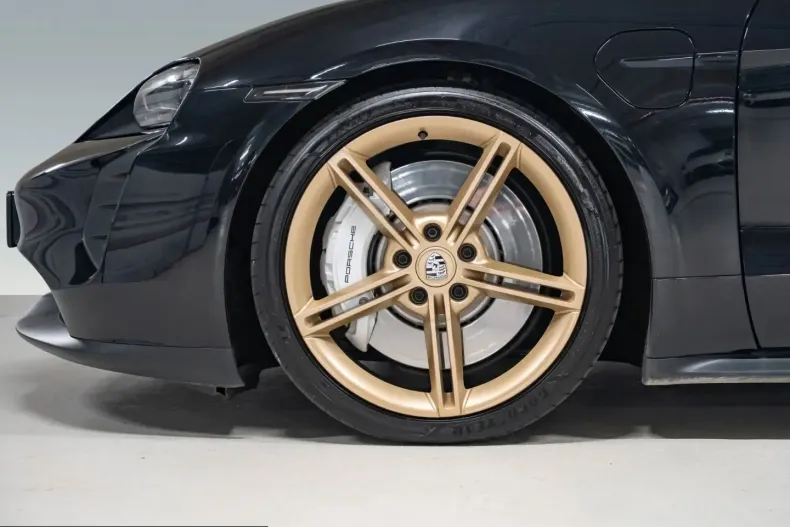 Porsche Taycan din 2023 cu 19.800 km - oferta POR215849 - foto 6
