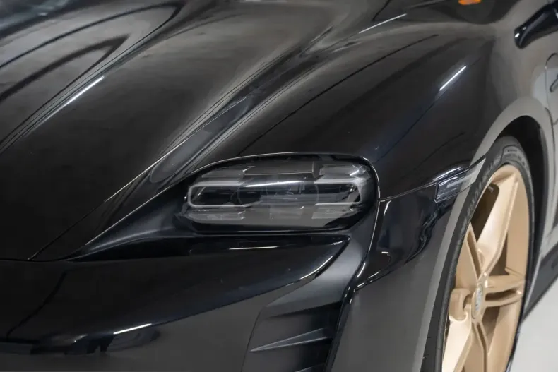 Porsche Taycan din 2023 cu 19.800 km - oferta POR215849 - foto 12