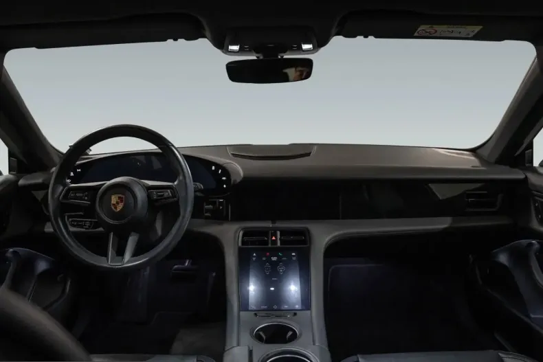 Porsche Taycan din 2023 cu 19.800 km - oferta POR215849 - foto 15