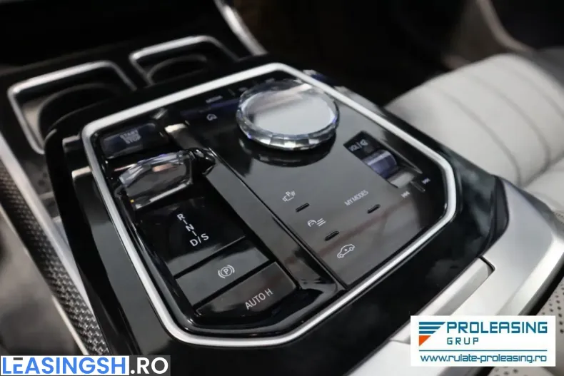 BMW 745e (Seria 7) din 2024 cu 65.073 km - oferta BMW215858 - foto 11