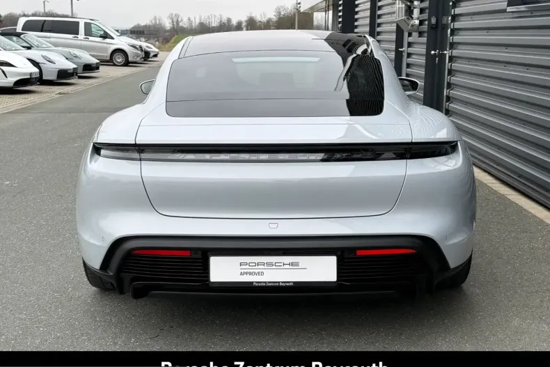 Porsche Taycan din 2023 cu 17.900 km - oferta POR215861 - foto 7