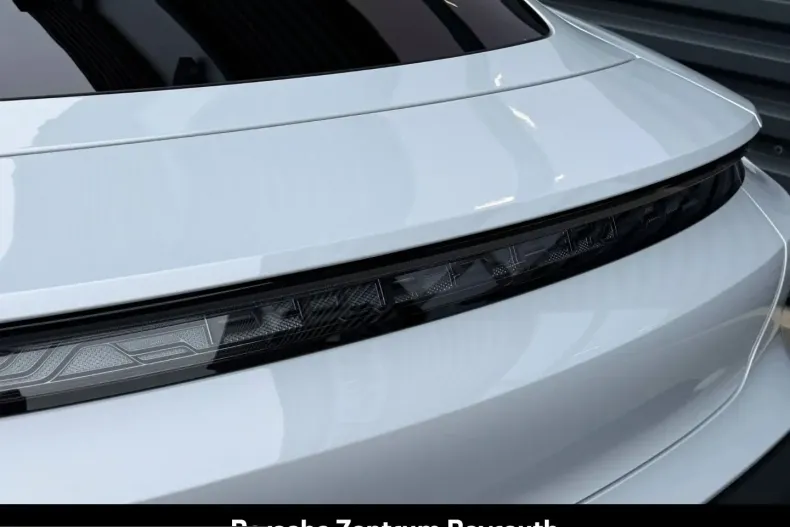 Porsche Taycan din 2023 cu 17.900 km - oferta POR215861 - foto 13
