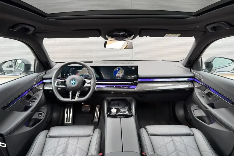 BMW 550 (Seria 5) din 2024 cu 23.843 km - oferta BMW215862 - foto 17