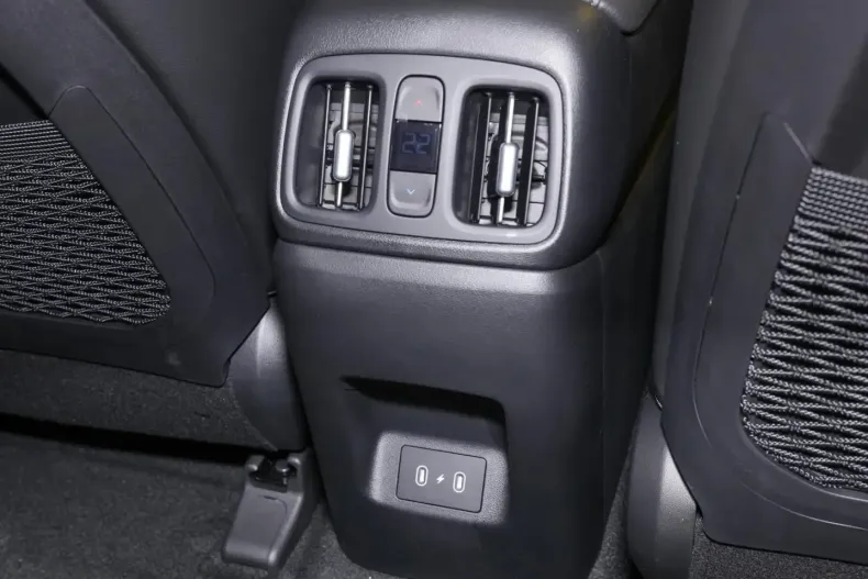 Hyundai Tucson din 2024 cu 41.261 km - oferta HYU215871 - foto 22