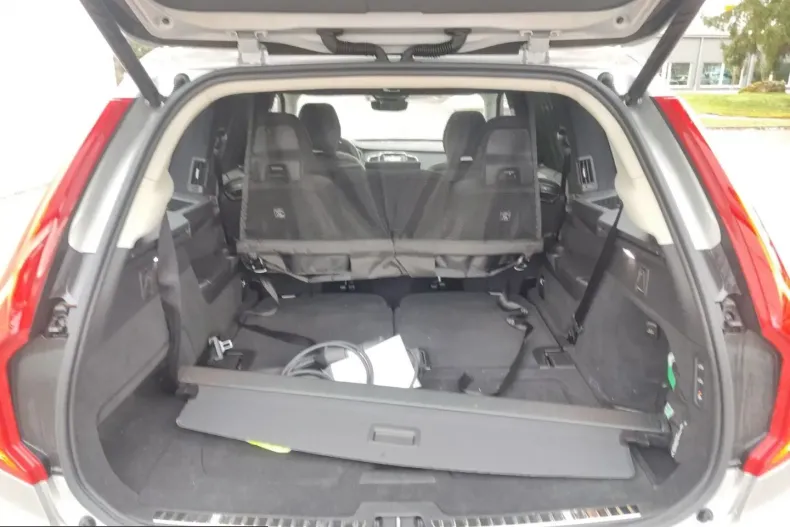 Volvo XC90 din 2024 cu 27.000 km - oferta VOL215874 - foto 17