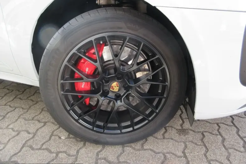 Porsche Macan din 2022 cu 46.000 km - oferta POR215877 - foto 9