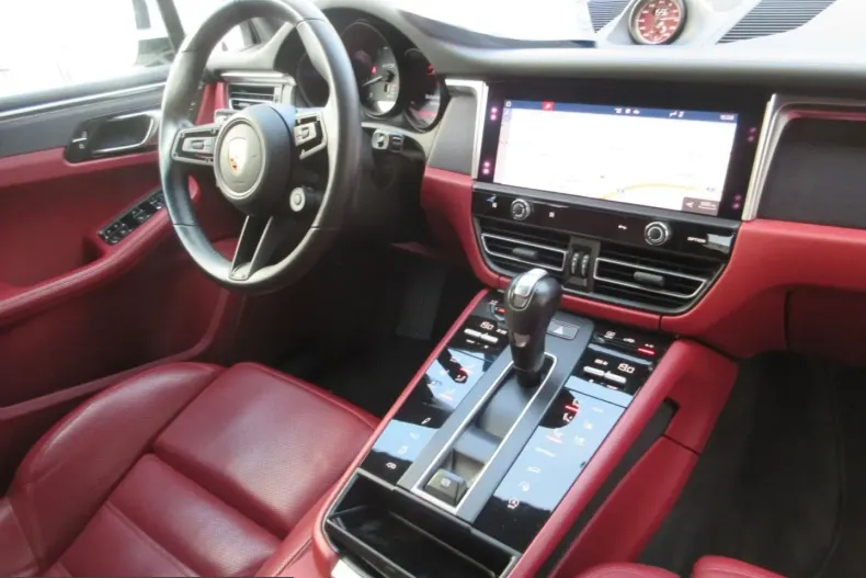 Porsche Macan din 2022 cu 46.000 km - oferta POR215877 - foto 24