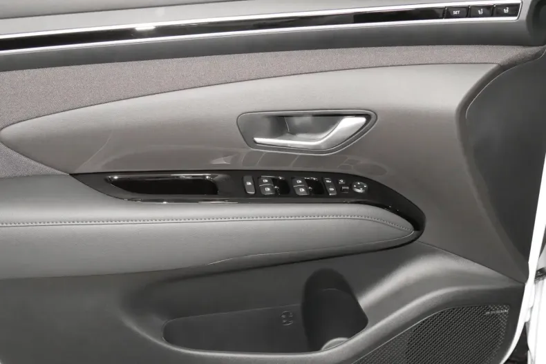 Hyundai Tucson din 2025 cu 5.263 km - oferta HYU215882 - foto 13