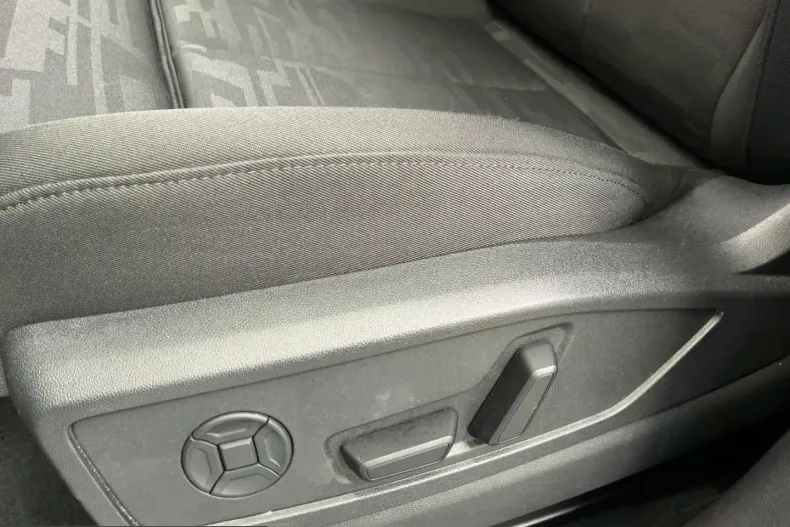 Audi Q5 din 2025 cu 32.851 km - oferta AUD215884 - foto 19