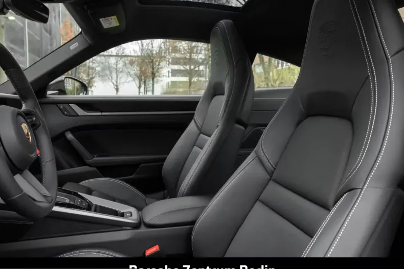 Porsche 992 din 2025 cu 2.748 km - oferta POR215887 - foto 10