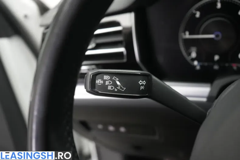 Volkswagen Touareg din 2022 cu 59.000 km - oferta VOL215891 - foto 21