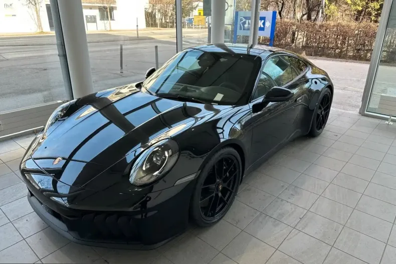 Porsche 992 din 2025 cu 25 km - oferta POR215897 - foto 1
