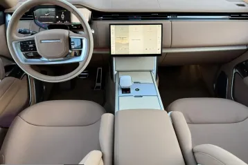 Land Rover Range Rover din 2026 - oferta LAN215900