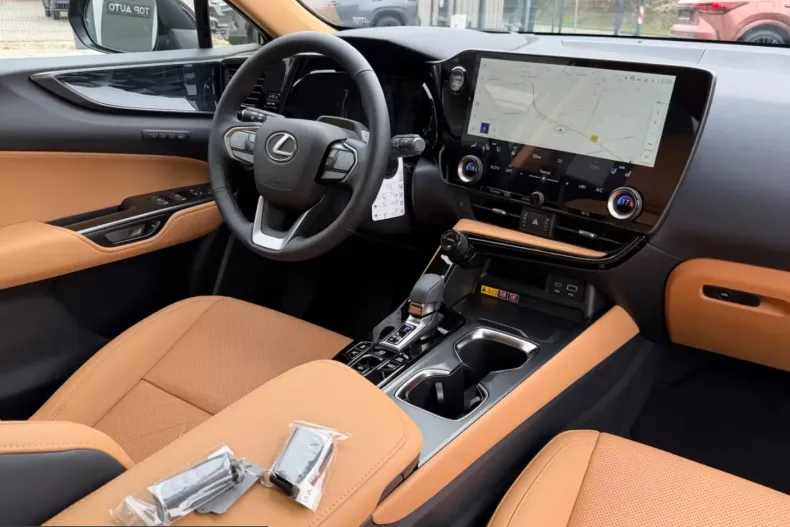 Lexus NX 450h din 2026 cu 6 km - oferta LEX215901 - foto 4