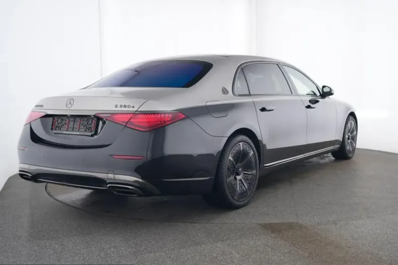 Mercedes-Benz S 580 (Clasa S) din 2024 cu 22.820 km - oferta MER215906 - foto 2