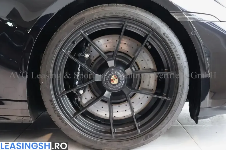 Porsche 992 din 2024 cu 2.170 km - oferta POR215907 - foto 7