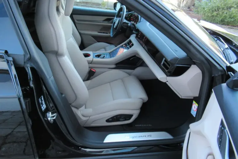 Porsche Taycan din 2024 cu 5.000 km - oferta POR215910 - foto 6