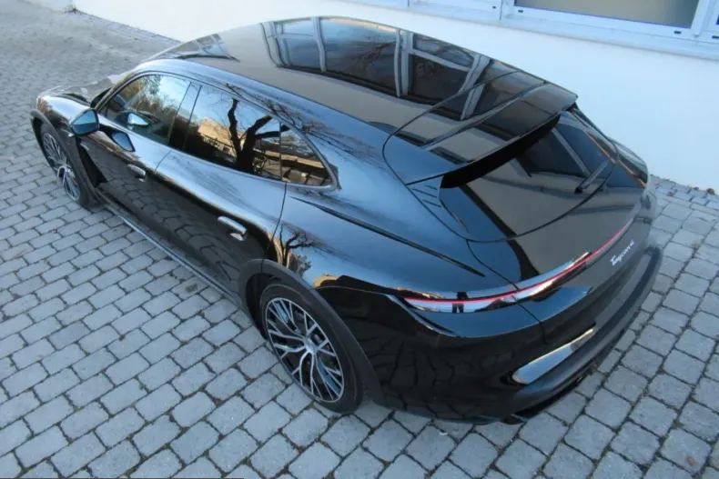 Porsche Taycan din 2024 cu 5.000 km - oferta POR215910 - foto 24