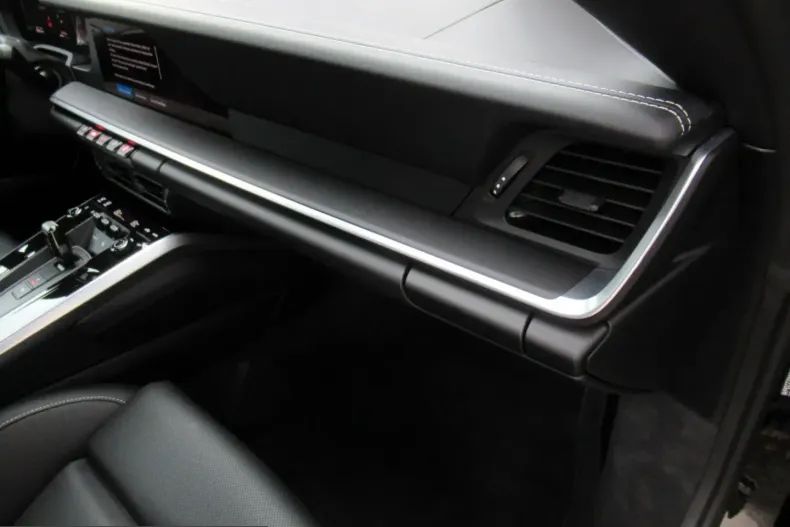 Porsche 992 din 2025 cu 9.999 km - oferta POR215913 - foto 9