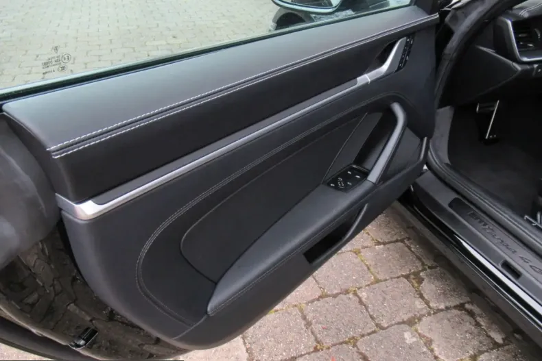 Porsche 992 din 2025 cu 9.999 km - oferta POR215913 - foto 17