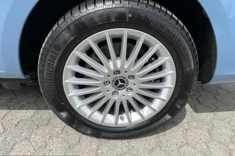 Mercedes-Benz V 220 (Clasa V) din 2024 cu 20.991 km - oferta MER215917 - foto 14