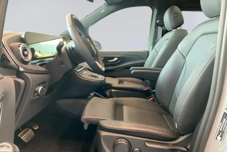 Mercedes-Benz V 300 (Clasa V) din 2024 cu 4.928 km - oferta MER215919 - foto 7