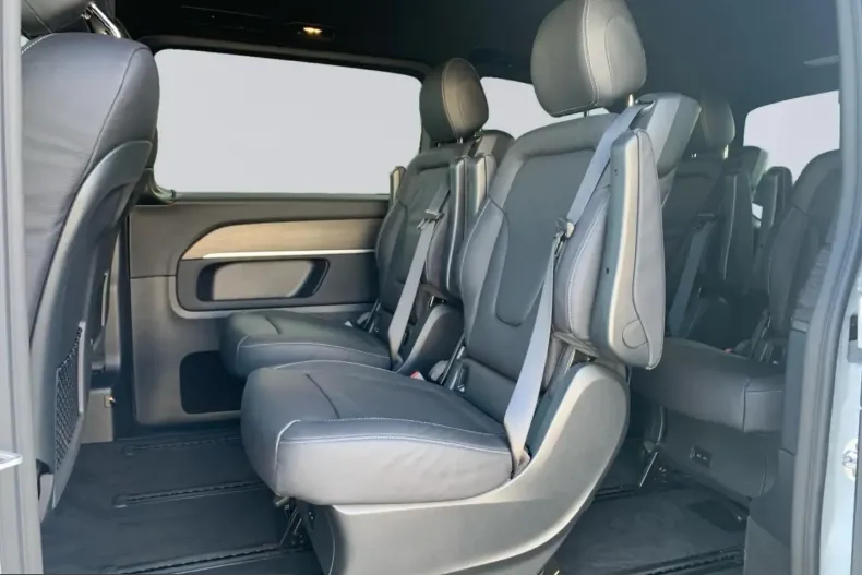 Mercedes-Benz V 300 (Clasa V) din 2025 cu 5.323 km - oferta MER215922 - foto 10