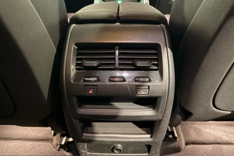 BMW X6 (Seria X) din 2025 cu 17.750 km - oferta BMW215926 - foto 32