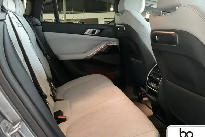 BMW X6 (Seria X) din 2025 cu 10.500 km - oferta BMW215928 - foto 7