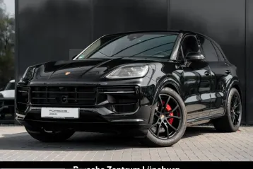 Porsche Cayenne din 2025 - oferta POR215933