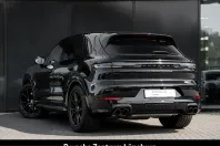 Porsche Cayenne din 2025 cu 2.790 km - oferta POR215933 - foto 3