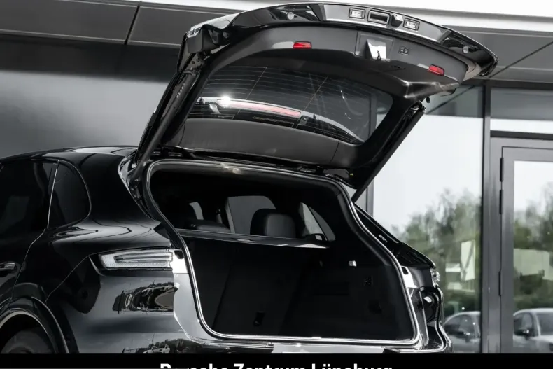 Porsche Cayenne din 2025 cu 2.790 km - oferta POR215933 - foto 19