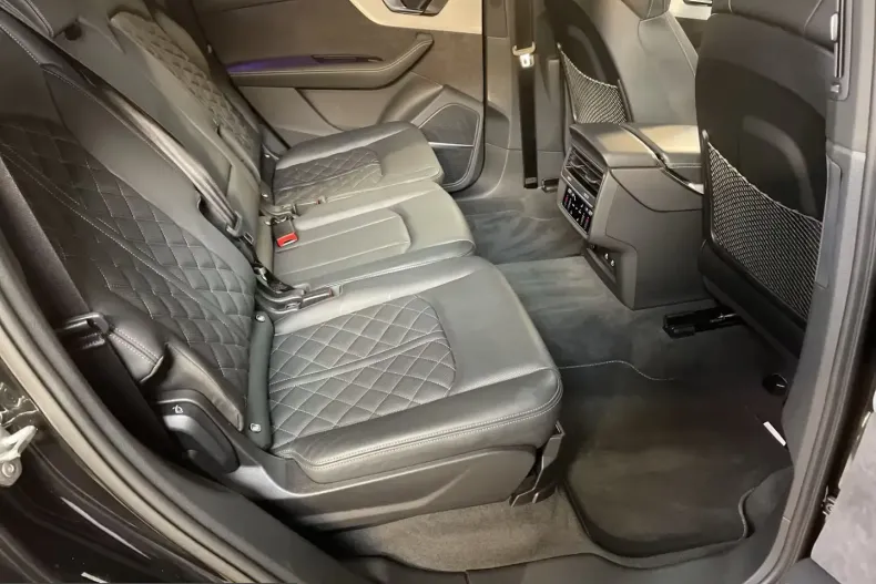 Audi SQ7 din 2022 cu 31.450 km - oferta AUD215937 - foto 10
