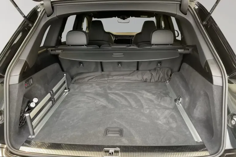 Audi SQ7 din 2022 cu 31.450 km - oferta AUD215937 - foto 14