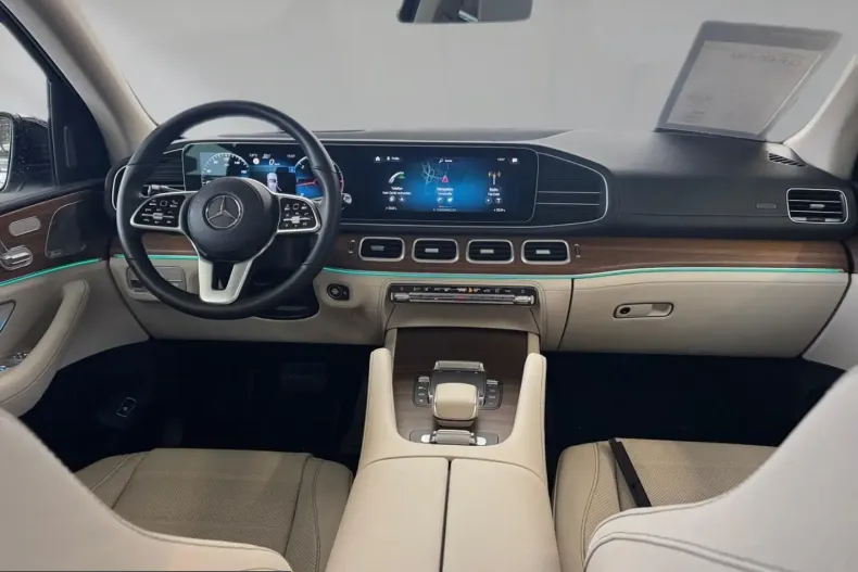 Mercedes-Benz GLE 400 (Clasa GLE) din 2022 cu 27.000 km - oferta MER215940 - foto 11