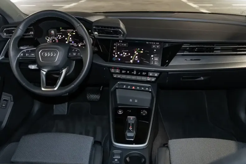 Audi A3 din 2024 cu 9.832 km - oferta AUD215941 - foto 8